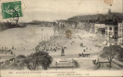 CPA Boulogne on Sea View of the Gambetta Quay taken of the post office building