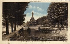 CPA Lyon the Morand Place the monument of the town of Lyon