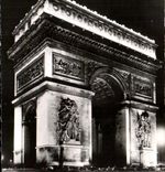 CPA Paris L'Arc de Triomphe Illuminee