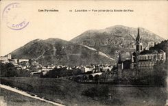 CPA Lourdes Vue Prise de la Route de Pau