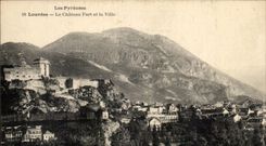 CPA Lourdes Le Chateau Fort et la Ville