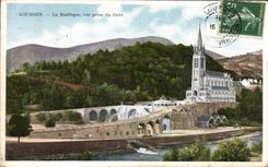 CPA Lourdes La Basilique Vue Prise Du Gave