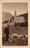 CPA Lourdes La Basilique Berger et moutons 