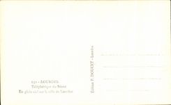 CPA Lourdes Telerique de Beout En Plein ciel sur la Ville de Lourdes