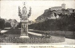 CPA Lourdes Vierge de L'Esplanade et le Fort