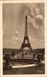 CPA Small Tables Of Paris Eiffel Tower
