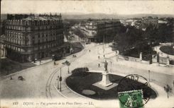 CPA Dijon Vue generale de la Place Darcy