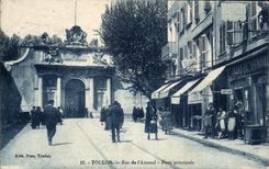 CPA Toulon Street of I' Arsenal principal Gate Large naval bazaar