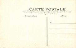 CPA Palais de Versailles Un Coin de la Cour d'Honneur