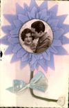 CPA Fantaisie Couple Fleur
