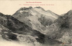 High CPA Pyerenees Vignemale and valley of Ossoue seen of Mulched