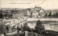 CPA Montlucon Panorama de la Vieule Ville