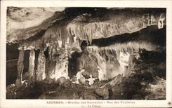 CPA Lourdes Grottes des Sarrazins Rue des Pyrenees 