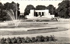 CPA Rheims Fountain of the Place of the Republic and the War memorial