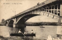 CPA Vichy the Bridge On Allier the Boat