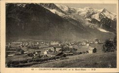 CPA Chamonix Mont Blanc et le Mont Blanc