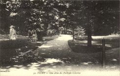REPRO Vichy Allee of the Parks of Celestins