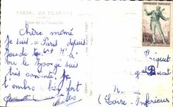 CPA Paris While Strolling Place of the Harmony Eiffel Tower