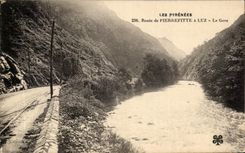 CPA the Pyrenees Route De Pierrefitte has Luz Gave