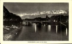 CPA Grenoble la nuit et les Alpes