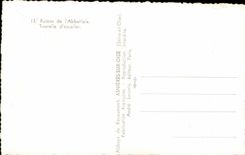 Ruinas de CPA de la torrecilla de la abadia de la abadia de la escalera de Royaumont Asnieres en Oise