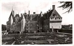 CPA Langeais el ataque frontal del castillo en los jardines