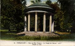 CPA Versailles Parc du Petit Trianon Le Temple de I'Amour