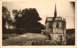 CPA Chateau d'Amboise La Chapelle Saint Hubert et le Parc