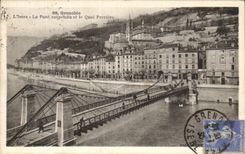 CPA Grenoble L'Isere Le Pont Suspendu le Quai Perriere