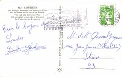 CPSM Lourdes Les Malades assistant au Chemin de Croix et la messe sur le Parvis du Rosaire