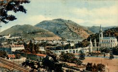 CPA Lourdes La Basilique et le Pic de Ger