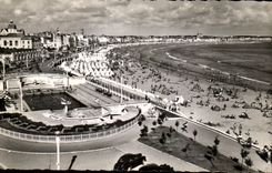 CPA la playa y las arenas de la piscina del olonne