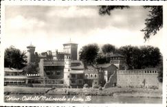CPA Torino Castello medioevalo e fiume Po