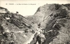 CPA Thiers Le Bout du Monde et la Margeride