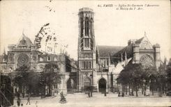 CPA Paris Church German St the Resident of Auxerre and Town hall of 1st