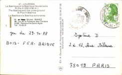 CPA Lourdes La Basilique et la Basilique Souterraine