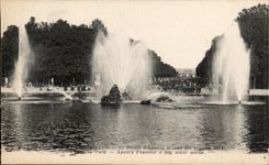 CPA Versailles Le Bassin D'Apollon Le Jour Des grandes eaux
