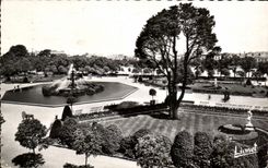 CPA Angers Le Jardin Du Mail Et Son Bassin