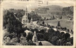 CPA Lourdes La Basilique et la Monument