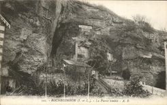 CPA Rochecorbon Pierre tombee