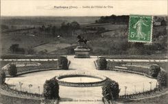 CPA Mortagne Jardin de I'Hotel de Ville