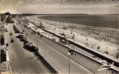 CPA la dimension de la opinion de Baule del amor de la playa hacia Pornichet y el nuevo bulevar