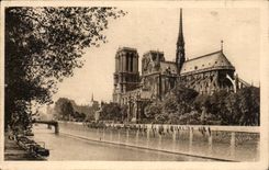 CPA Paris Notre Dame and the Public garden of I' Archeveche