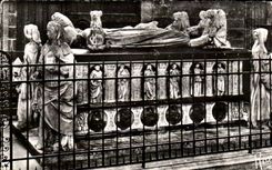 CPA Nantes In the Cathedral Tomb of François II Duke of Brittany