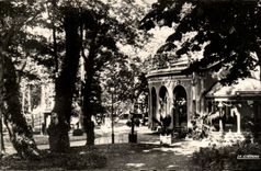 CPSM Vichy Queen of the Source Cities of Celestins