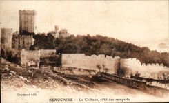 CPA Beaucaire Le Chateau cotes des remparts