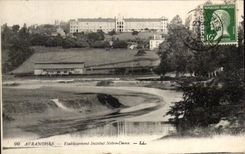 Instituto de Notre Dame del establecimiento de CPA Avranches