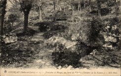 CPA Courcay Fontaine Et Bocage Au Bord Dr Indre Theatre de la nature