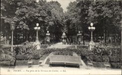 CPA Vichy Vue Prise De La Terrasse Du Casino