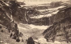 CPA Gavarnie L'Hotel du Cirque et le Cirque